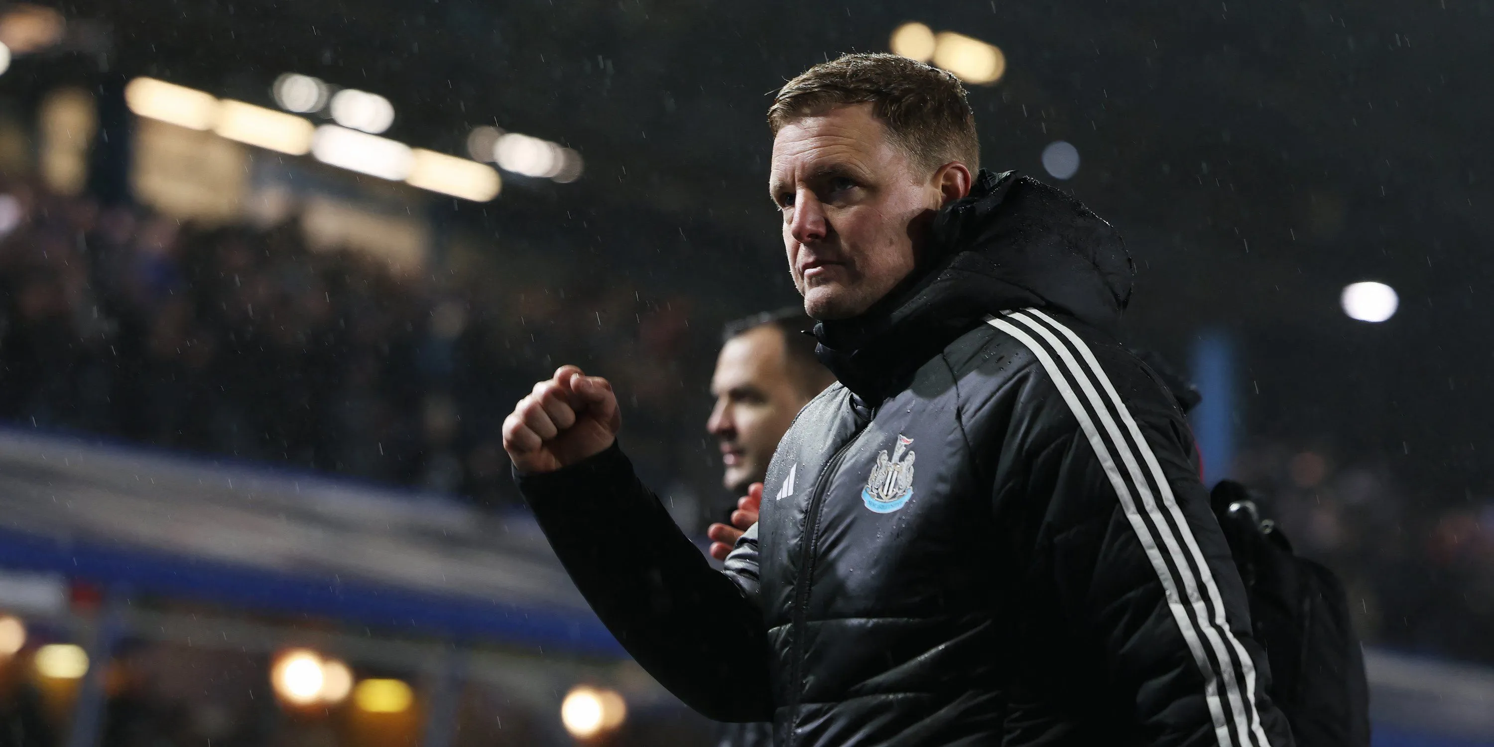 HLV Eddie Howe của Newcastle United, đang tìm kiếm bổ sung cho hàng phòng ngự