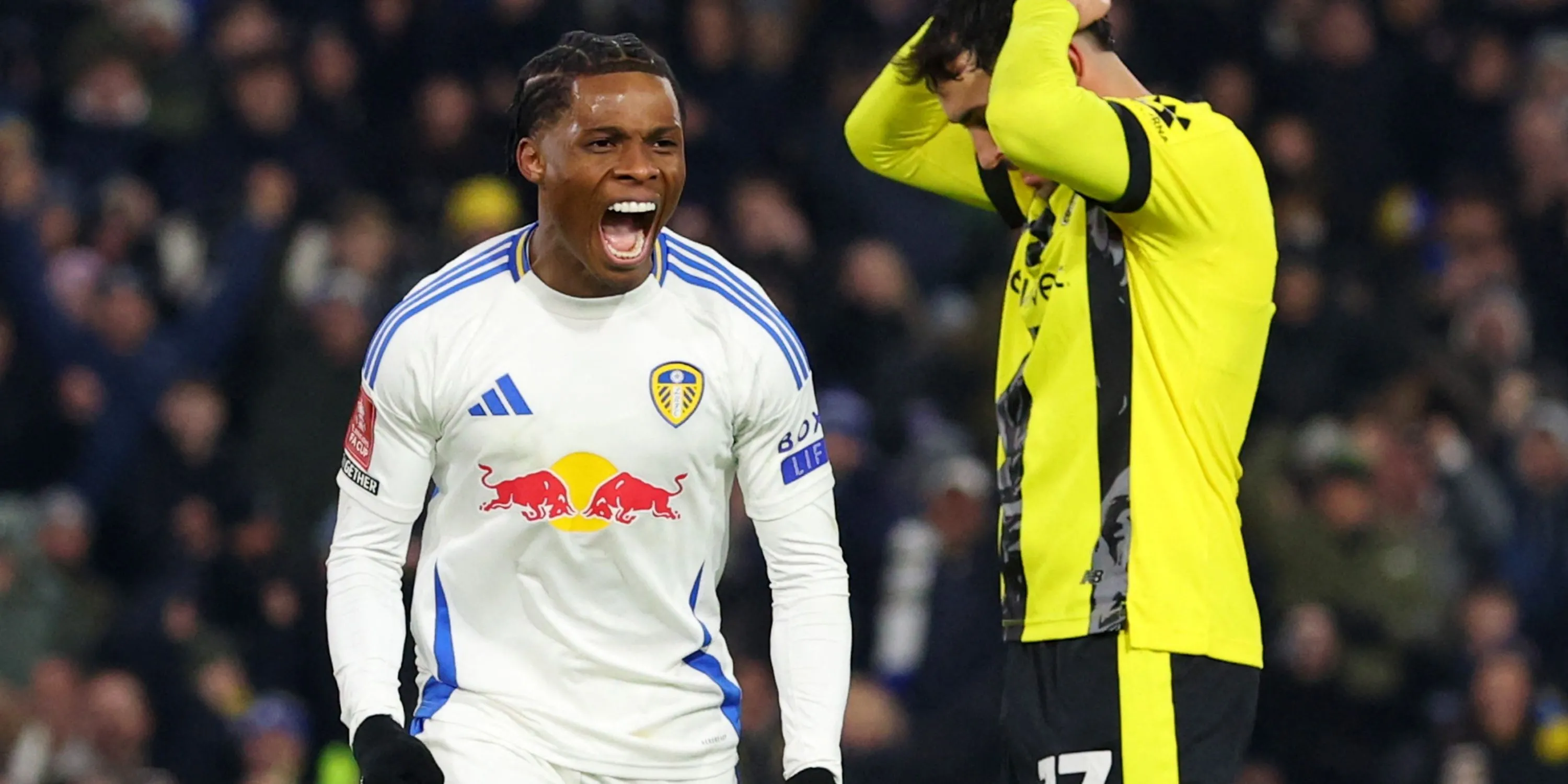 Largie Ramazani, cầu thủ chạy cánh của Leeds United, mục tiêu được Rangers quan tâm