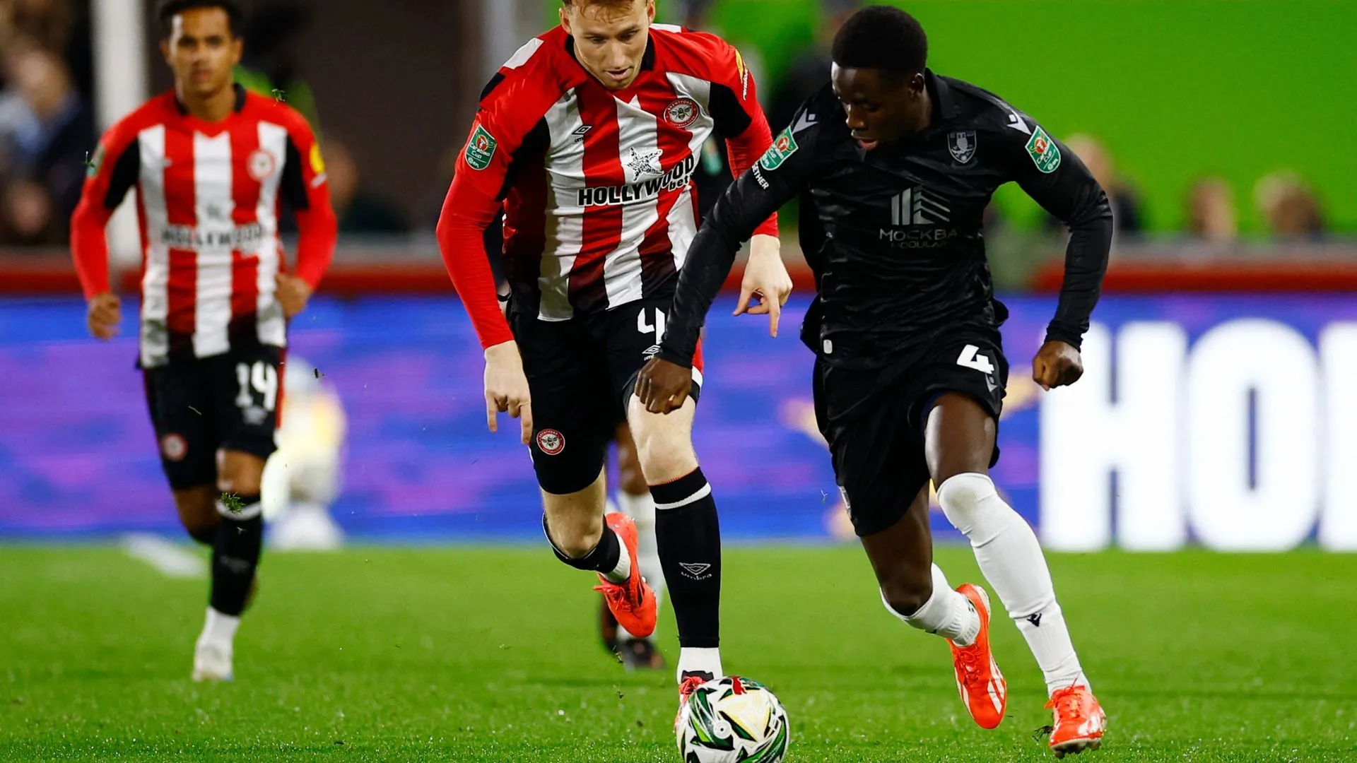 Cầu thủ Djeidi Gassama, người được Sheffield Wednesday bán cho Rangers với giá 2.2 triệu bảng