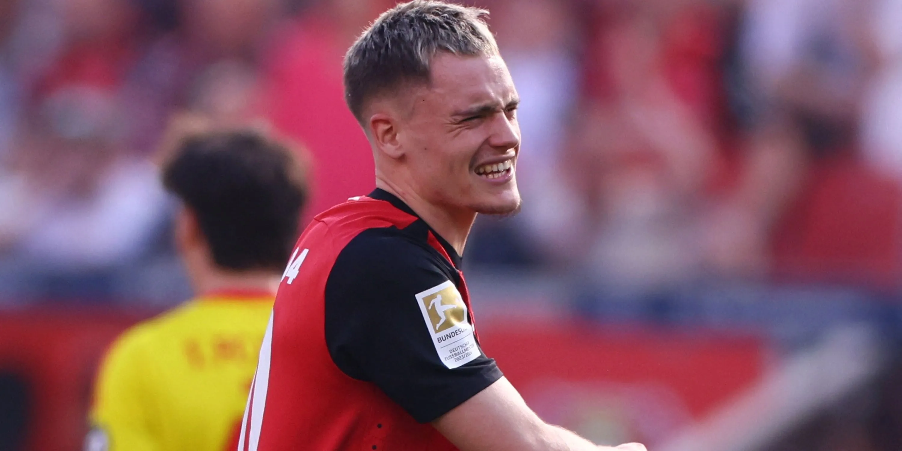 Florian Wirtz, tài năng trẻ của Bayer Leverkusen, được xem là mảnh ghép quan trọng trong bộ ba tấn công trong mơ của Liverpool cùng với Mohamed Salah và Alexander Isak.