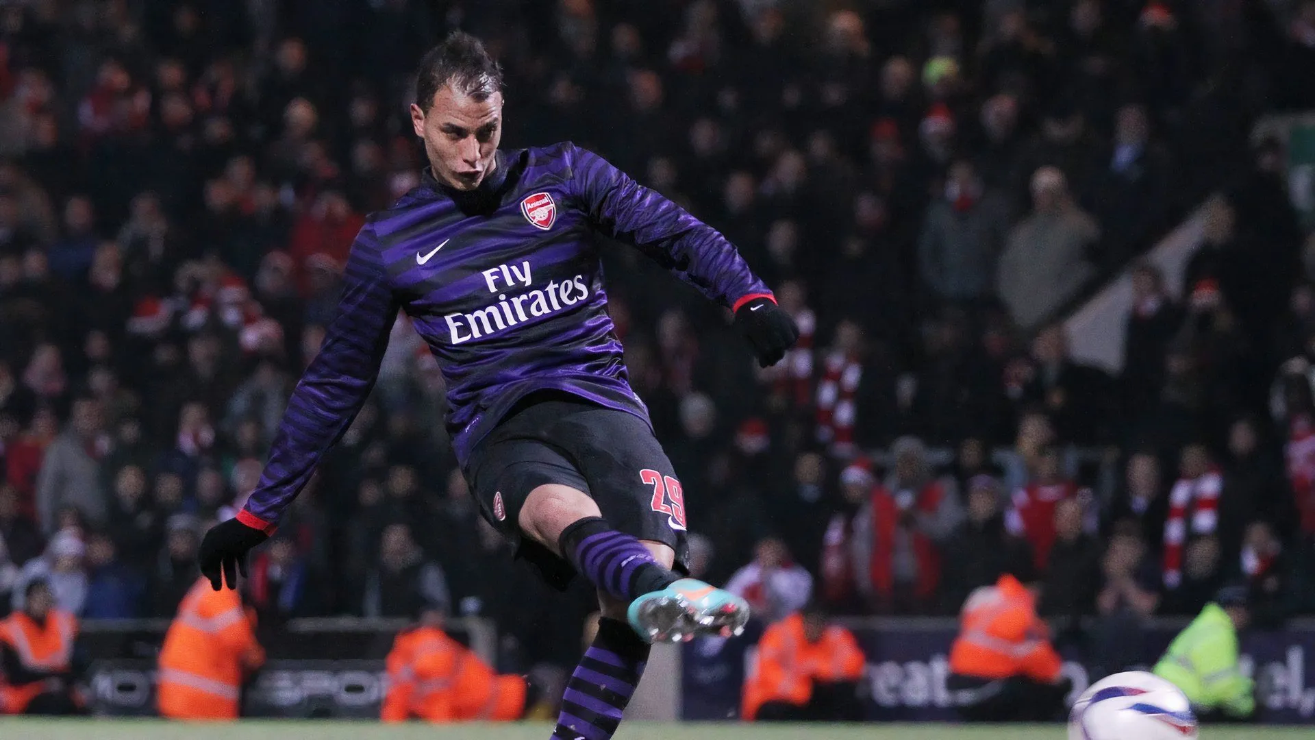 Marouane Chamakh trong màu áo Arsenal