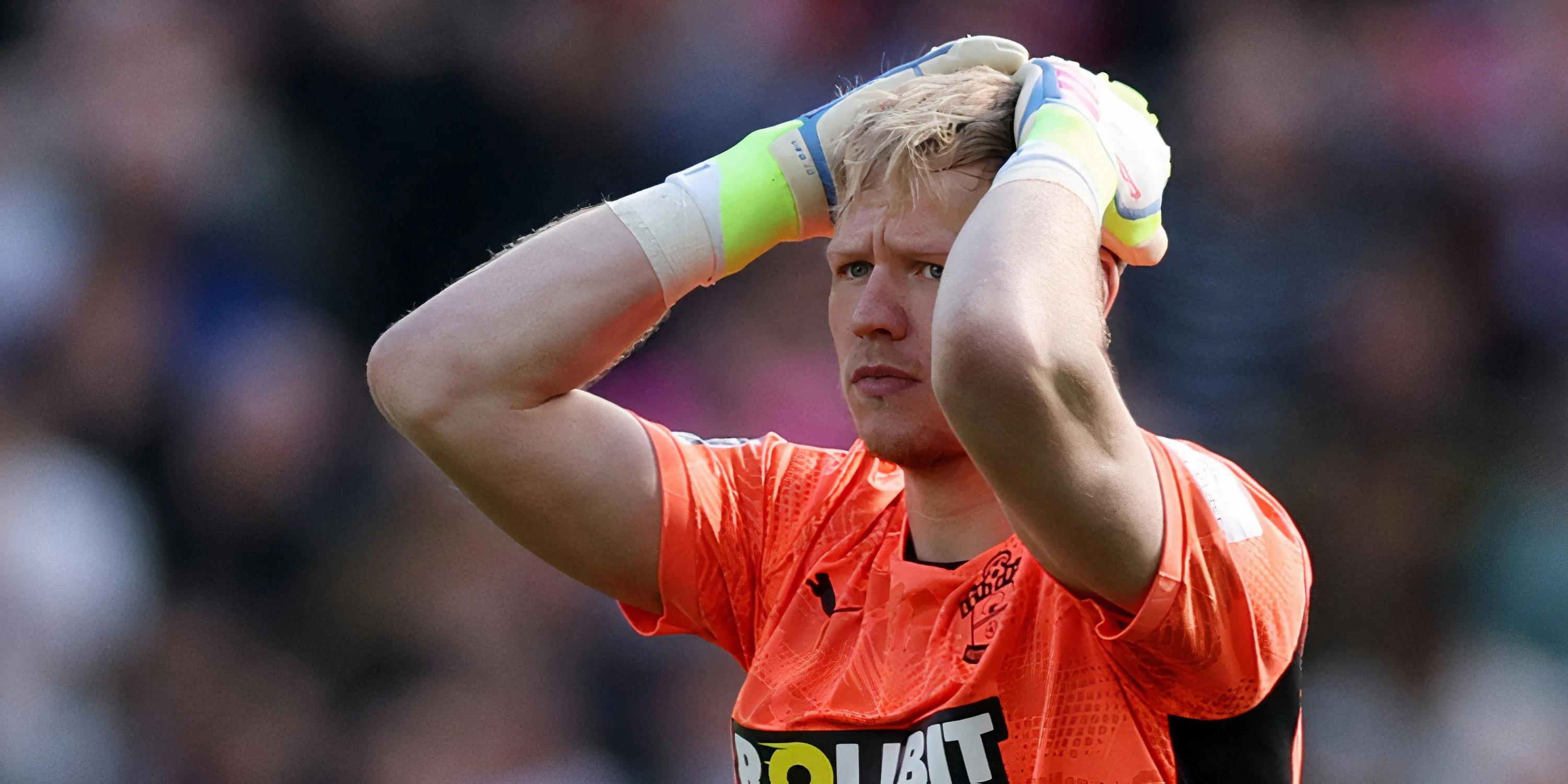 Thủ môn Aaron Ramsdale thi đấu cho Southampton tại Premier League