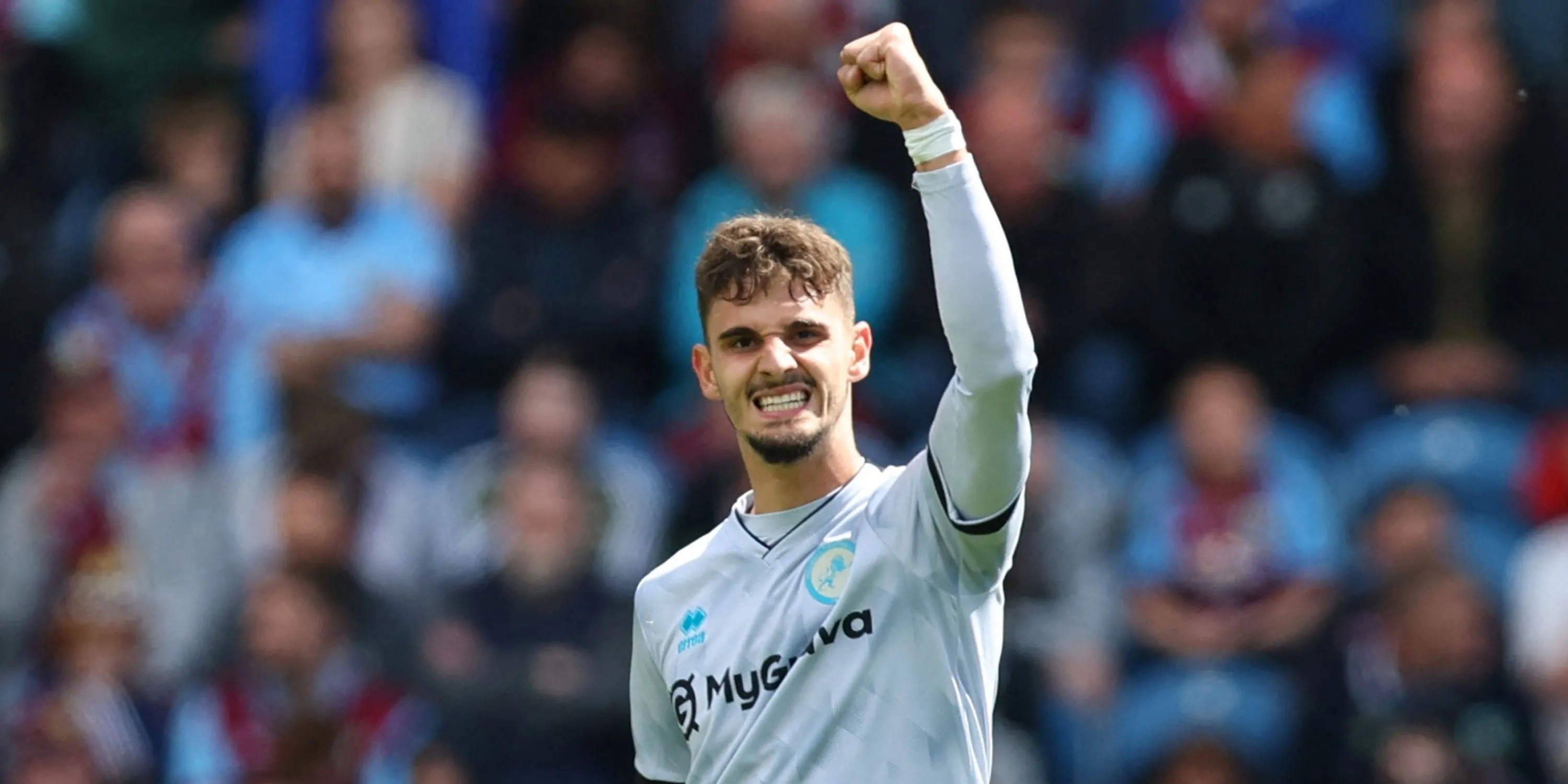 Tiền đạo trẻ Mihailo Ivanovic đang thi đấu cho Millwall, mục tiêu chuyển nhượng của Everton