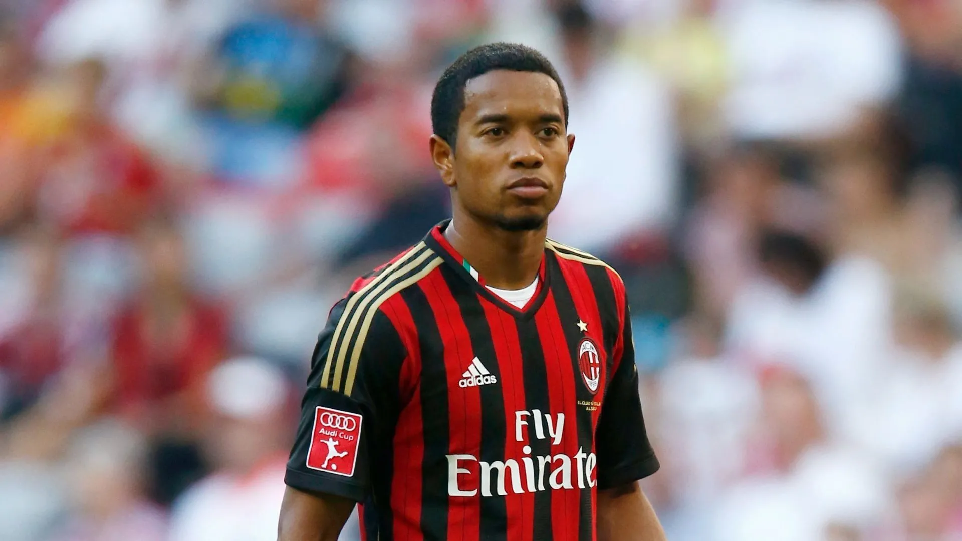 Urby Emanuelson trong trang phục tập luyện của Sheffield Wednesday