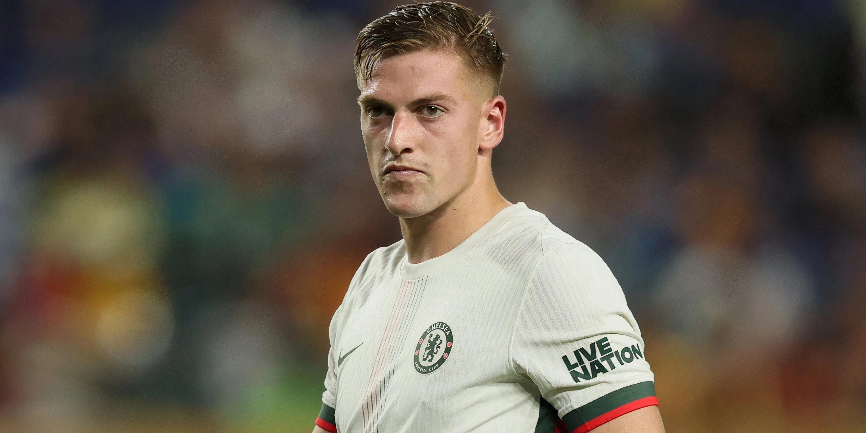 Liam Delap trong trang phục Chelsea