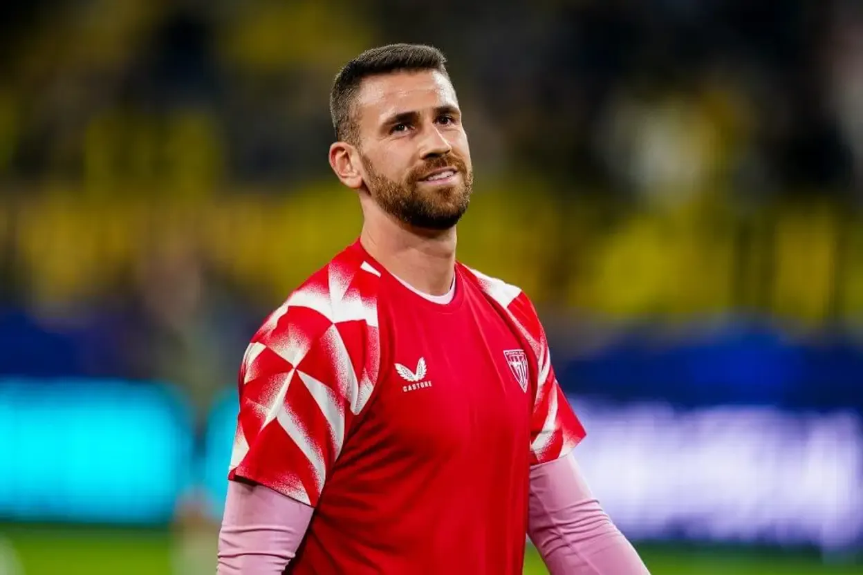 Thủ môn người Tây Ban Nha khẳng đắng lòng trung thành với Bilbao